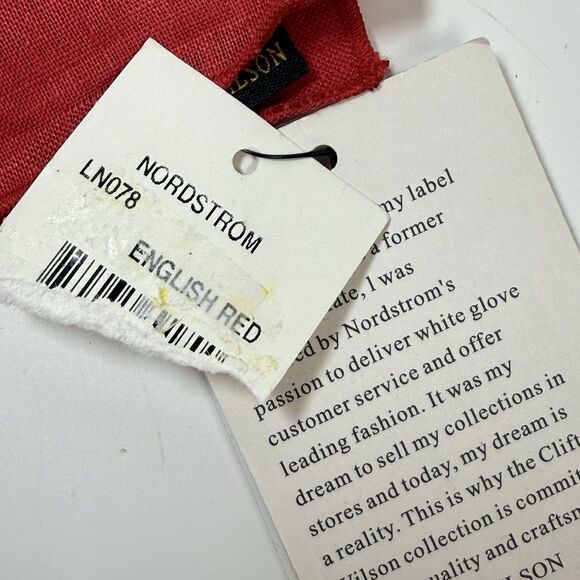 Clifton Wilson English Red 100% Linen Pocket Square With Button New - Picture 4 of 5